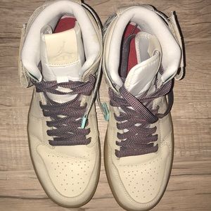 🏎 Air Jordan 1 Retro